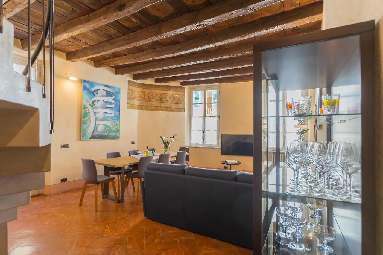 Antiche Mura Como By Rent All Como Apartment