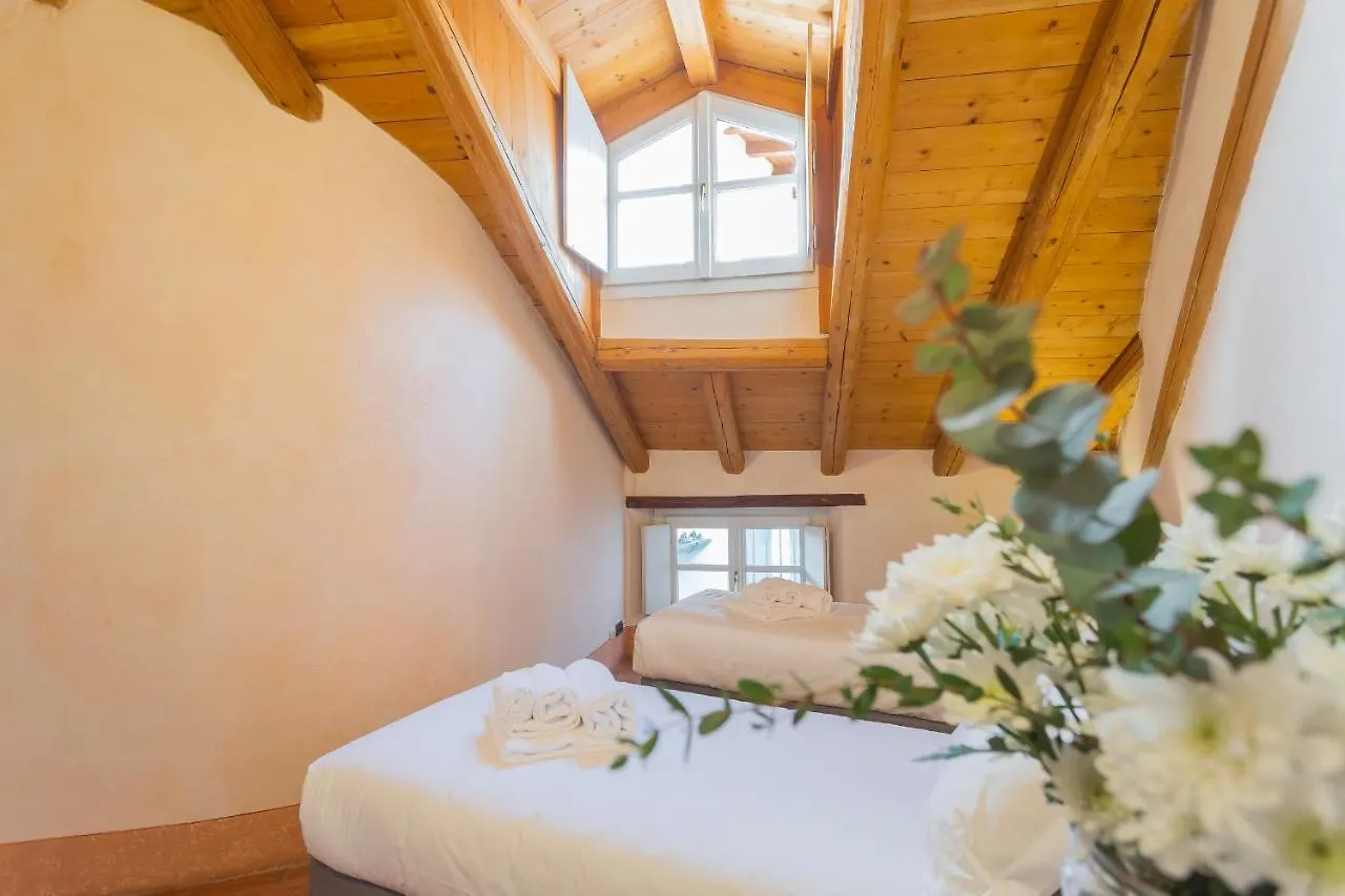 Antiche Mura Como By Rent All Como Apartment