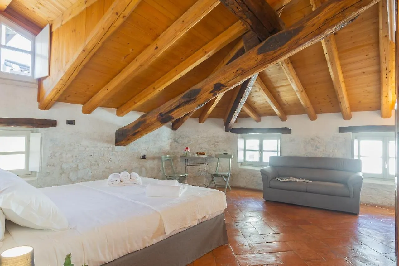Apartment Antiche Mura Como By Rent All Como