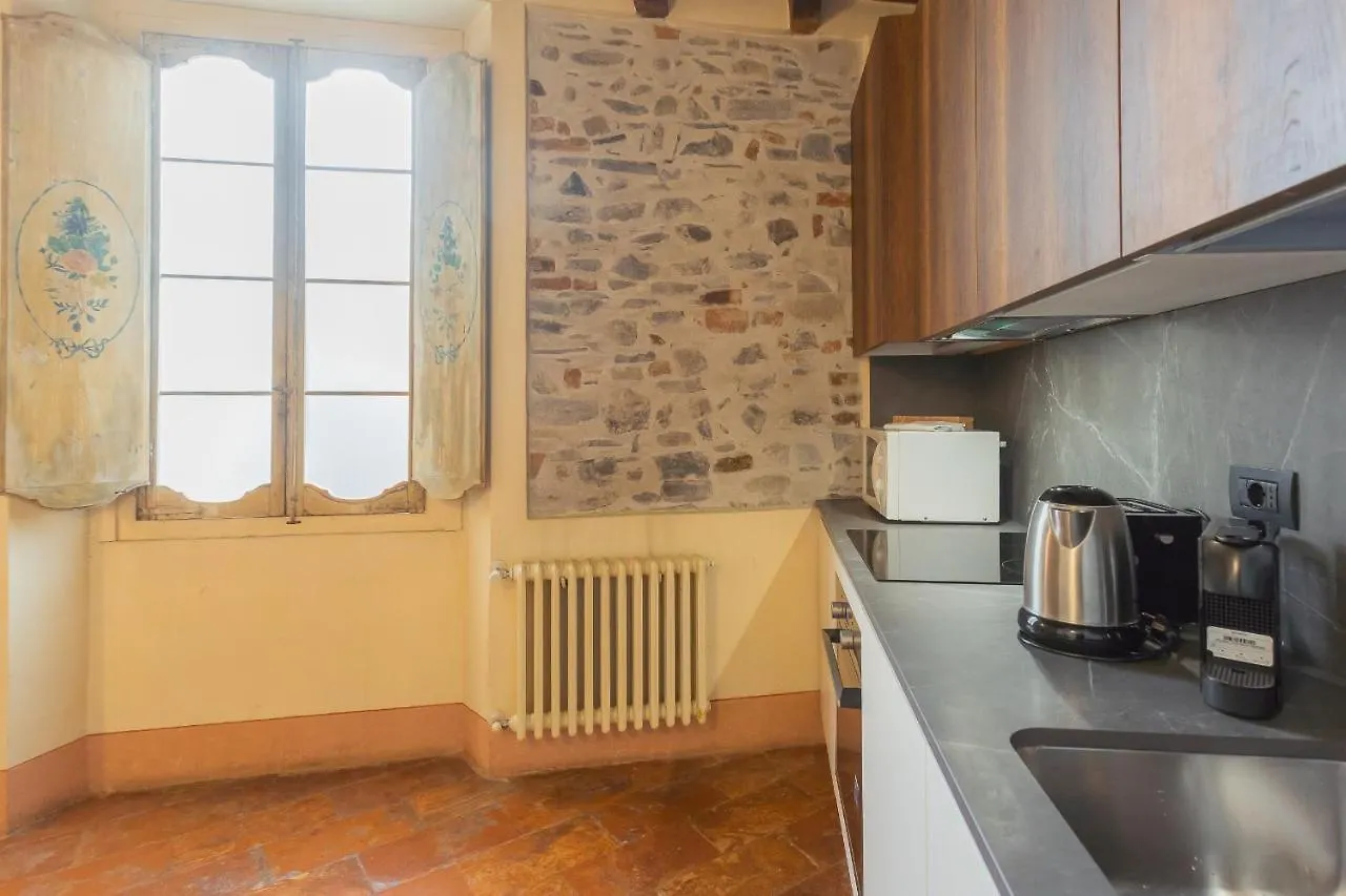 Antiche Mura Como By Rent All Como Apartment