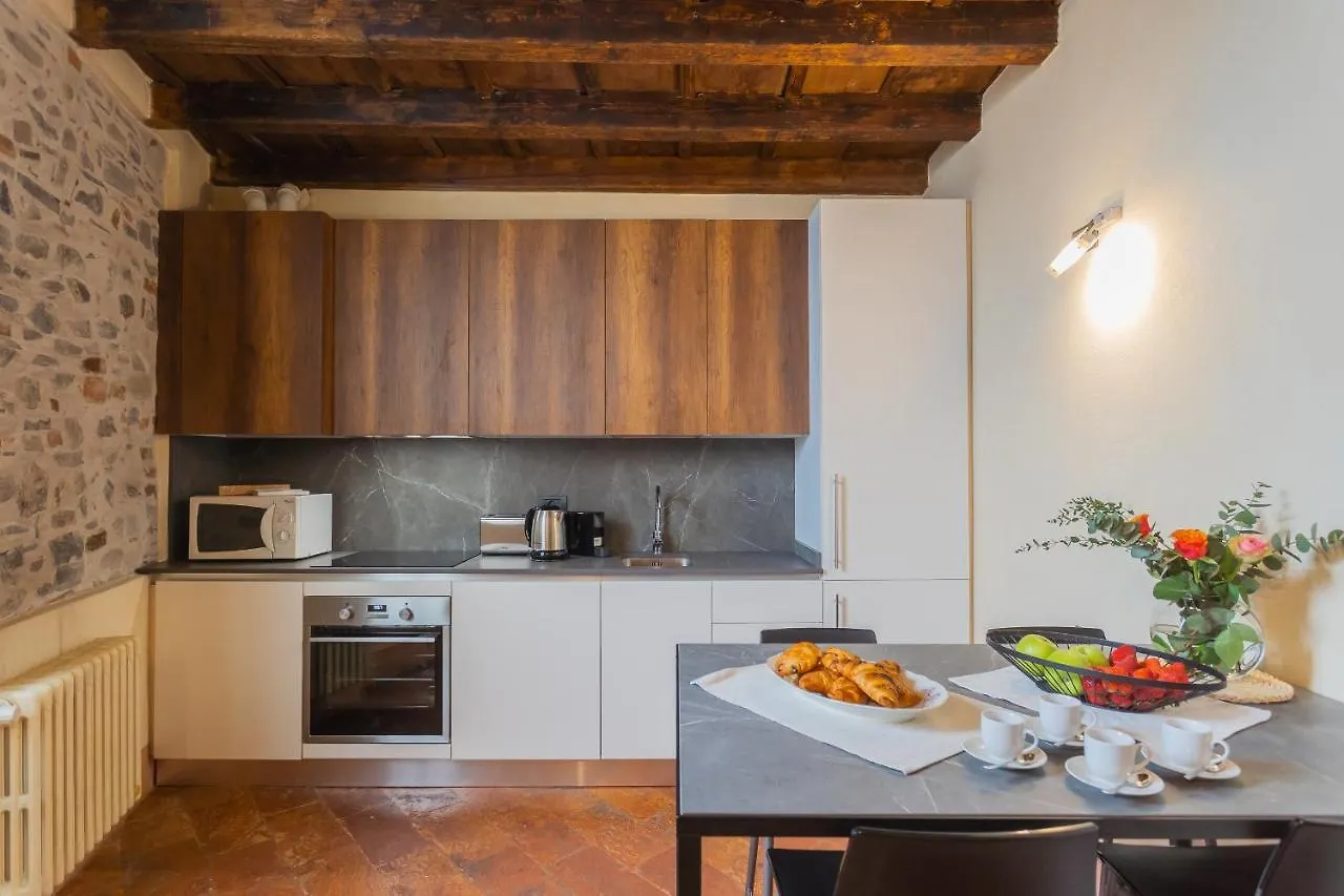 Apartment Antiche Mura Como By Rent All Como Italy