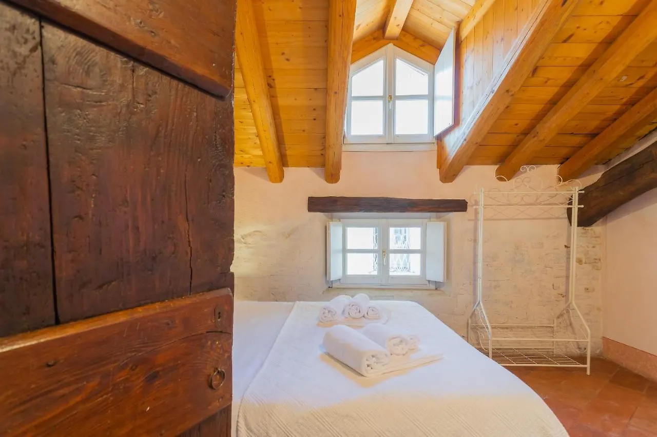 Antiche Mura Como By Rent All Como